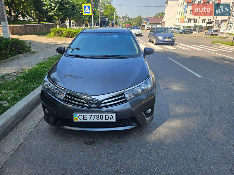 Toyota Corolla 2015