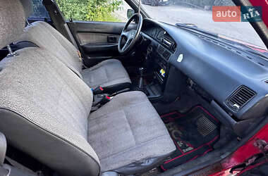 Хэтчбек Toyota Corolla 1990 в 