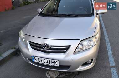 Седан Toyota Corolla 2008 в Киеве