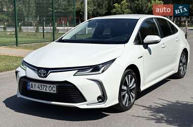 Седан Toyota Corolla 2019 в Калиновке