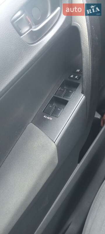 Седан Toyota Corolla 2017 в Борисполе