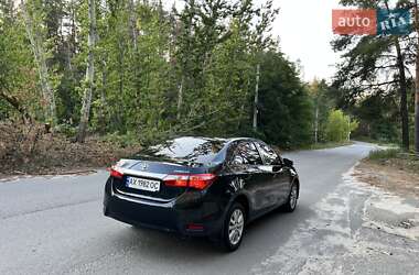 Седан Toyota Corolla 2016 в 