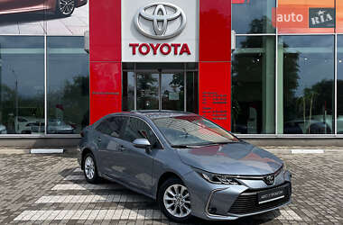 Седан Toyota Corolla 2022 в 