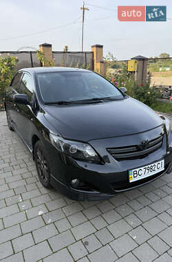 Седан Toyota Corolla 2008 в Львове