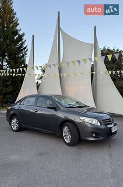 Седан Toyota Corolla 2008 в Киеве
