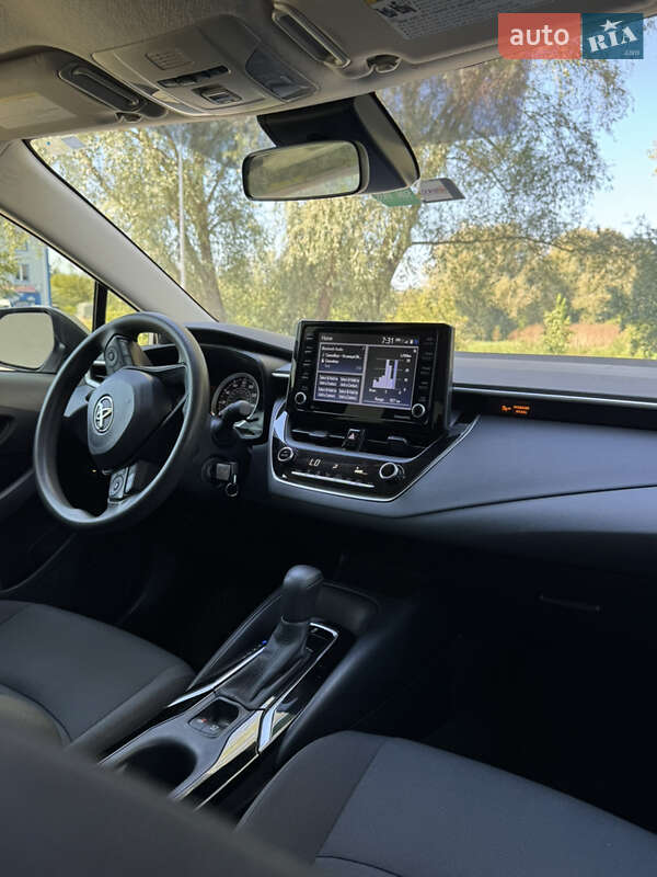 Седан Toyota Corolla 2022 в Хмельницком