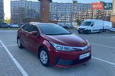 Седан Toyota Corolla 2018 в Житомире