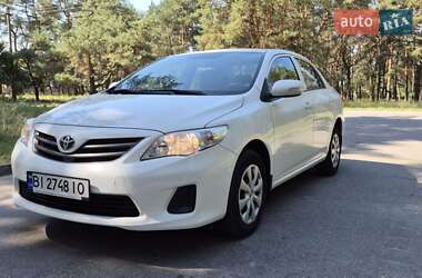 Седан Toyota Corolla 2011 в Кременчуці