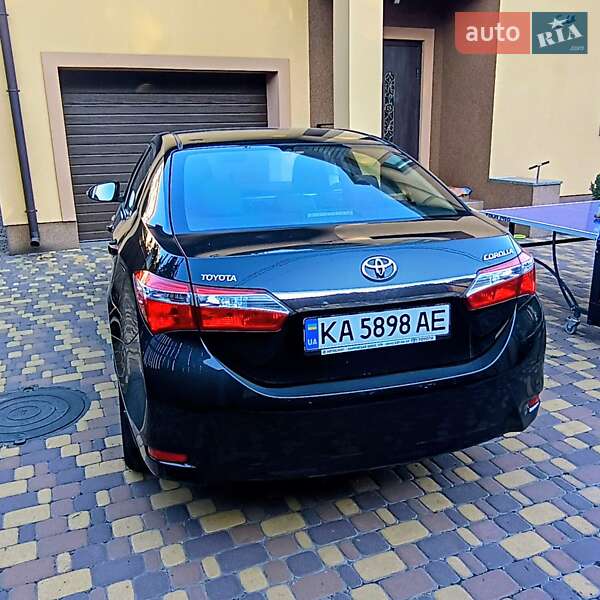 Седан Toyota Corolla 2015 в Киеве фото 7 Седан Toyota Corolla 2015 в Киеве