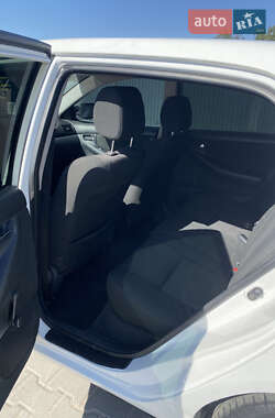 Хэтчбек Toyota Corolla 2006 в 