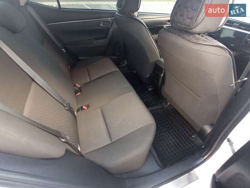 Седан Toyota Corolla 2014 в Умани фото 17 Седан Toyota Corolla 2014 в Умани