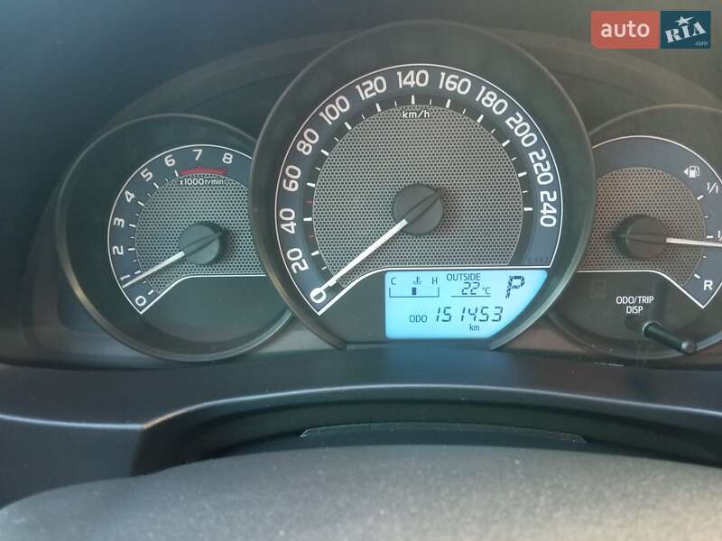 Седан Toyota Corolla 2014 в Умани фото 4 Седан Toyota Corolla 2014 в Умани