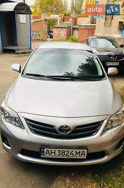 Седан Toyota Corolla 2010 в Славянске