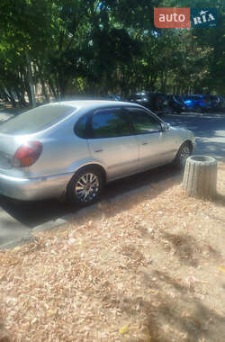 Хэтчбек Toyota Corolla 1998 в 