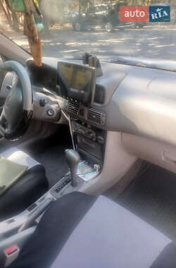 Хэтчбек Toyota Corolla 1998 в 