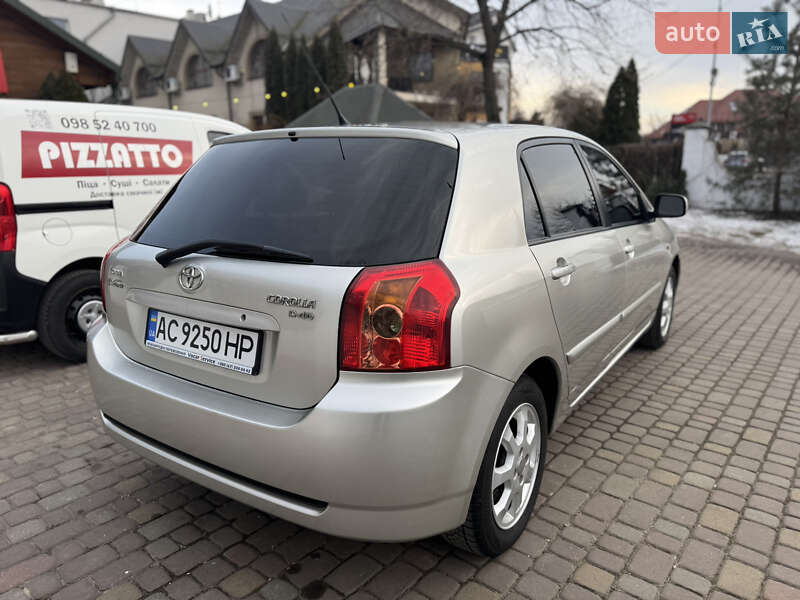 Хэтчбек Toyota Corolla 2005 в Ковеле