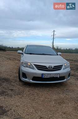 Седан Toyota Corolla 2012 в Первомайську