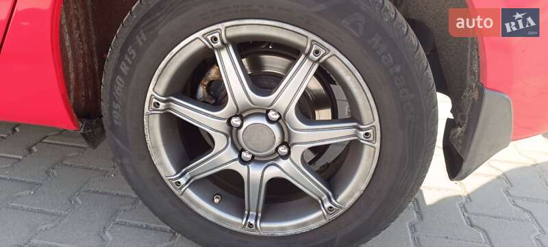 Хэтчбек Toyota Corolla 2007 в Киеве