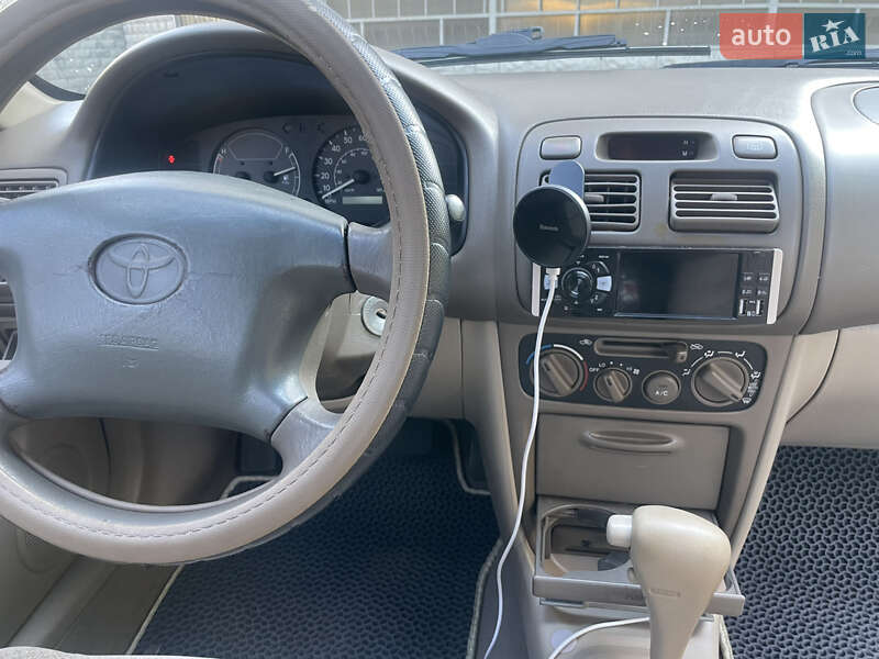 Седан Toyota Corolla 1999 в Киеве фото 15 Седан Toyota Corolla 1999 в Киеве