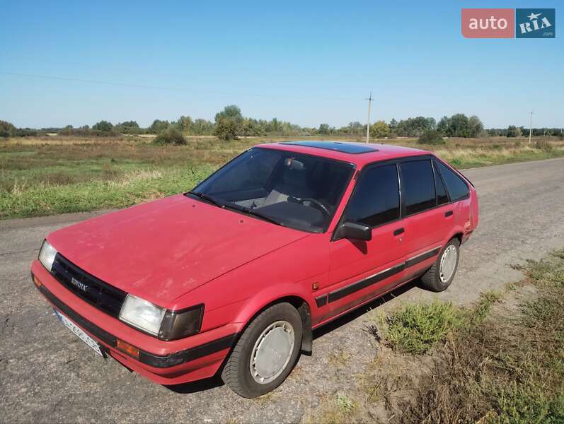 Лифтбек Toyota Corolla 1987 в Черкассах