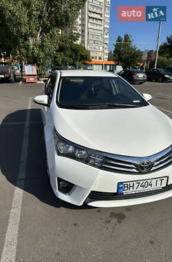 Седан Toyota Corolla 2015 в Одесі