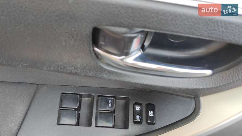 Седан Toyota Corolla 2013 в Тернополі фото 17 Седан Toyota Corolla 2013 в Тернополі