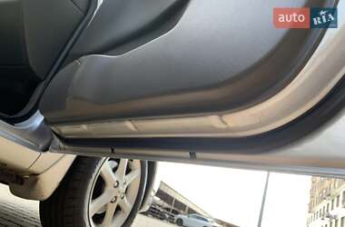 Седан Toyota Corolla 2006 в 