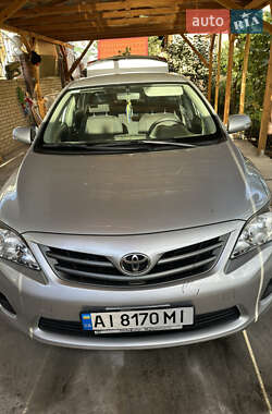 Седан Toyota Corolla 2010 в Киеве
