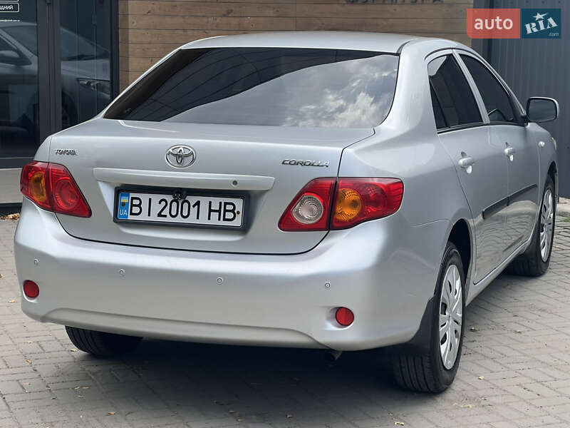 Седан Toyota Corolla 2008 в Черкассах
