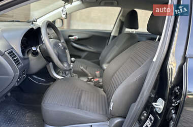 Седан Toyota Corolla 2009 в 