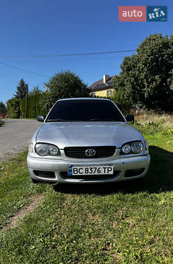 Седан Toyota Corolla 2001 в Львове