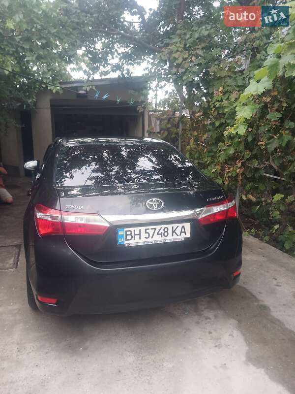 Седан Toyota Corolla 2014 в Измаиле