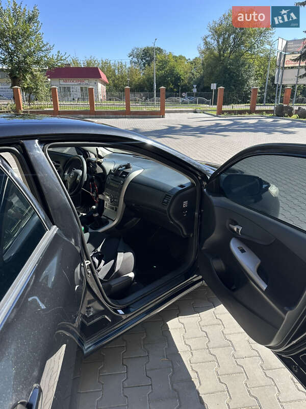 Седан Toyota Corolla 2008 в Луцке фото 11 Седан Toyota Corolla 2008 в Луцке