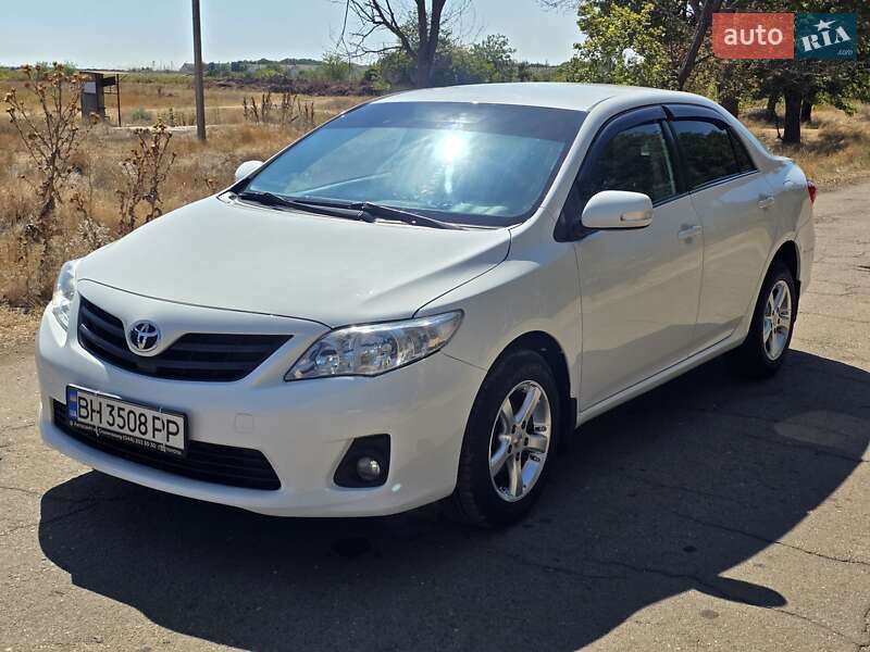 Седан Toyota Corolla 2012 в Одессе