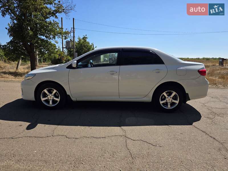 Седан Toyota Corolla 2012 в Одессе