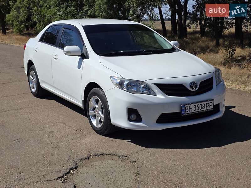 Седан Toyota Corolla 2012 в Одессе