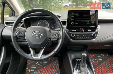 Седан Toyota Corolla 2020 в 