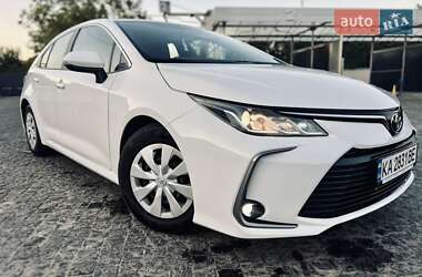 Седан Toyota Corolla 2020 в Полтаве