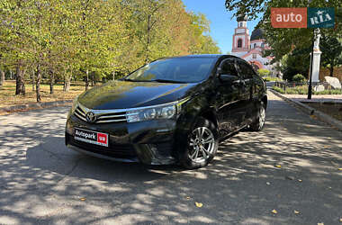 Седан Toyota Corolla 2016 в Запорожье