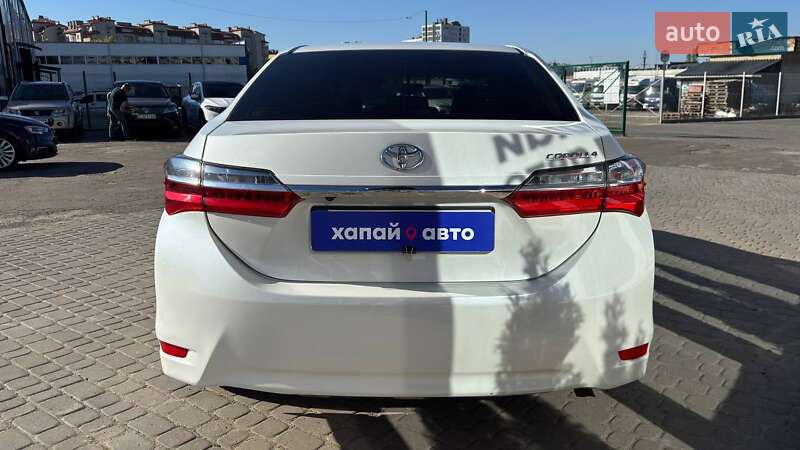 Седан Toyota Corolla 2018 в Львове фото 6 Седан Toyota Corolla 2018 в Львове