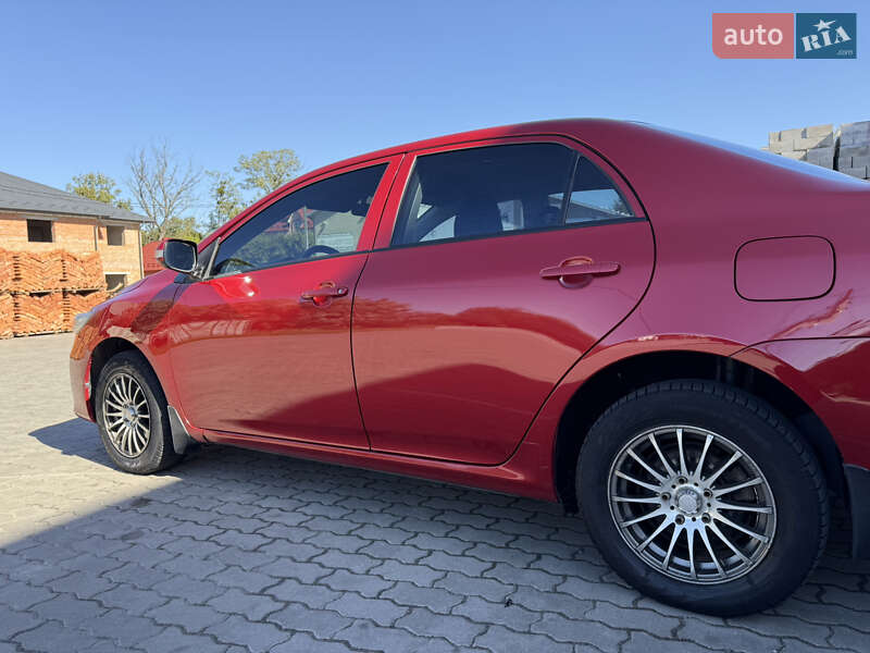 Седан Toyota Corolla 2012 в Львове