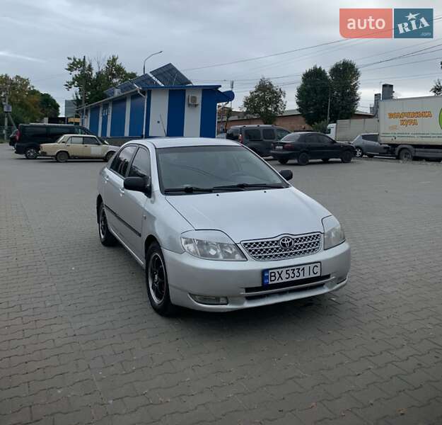 Седан Toyota Corolla 2003 в Хмельницькому