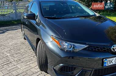 Хэтчбек Toyota Corolla 2017 в Ровно