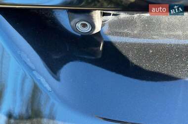 Хэтчбек Toyota Corolla 2017 в Ровно