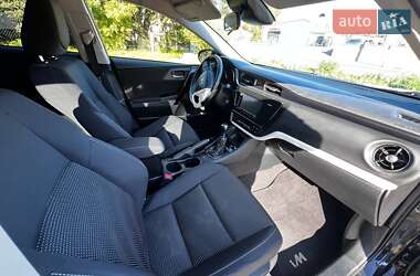 Хэтчбек Toyota Corolla 2017 в 