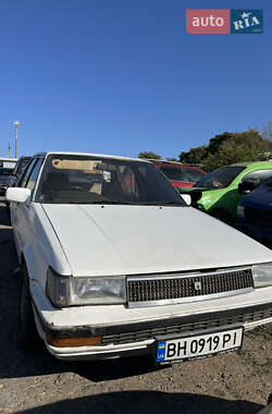 Седан Toyota Corolla 1987 в Одессе