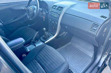 Седан Toyota Corolla 2007 в 