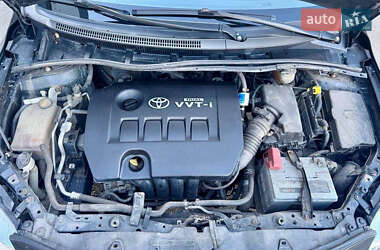 Седан Toyota Corolla 2007 в 