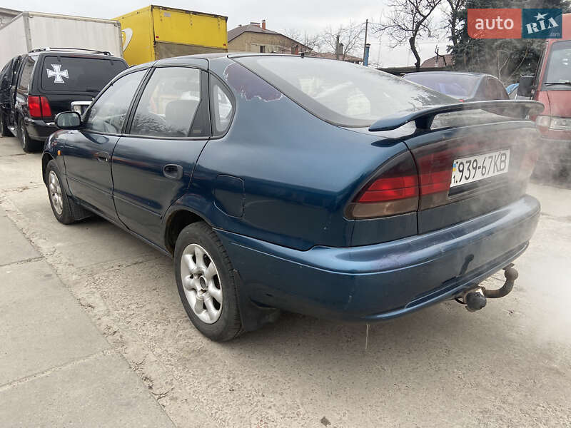 Ліфтбек Toyota Corolla 1996 в Києві фото 4 Ліфтбек Toyota Corolla 1996 в Києві
