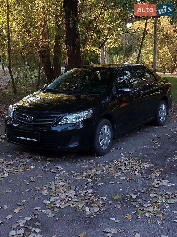 Седан Toyota Corolla 2010 в Харькове